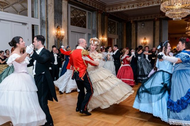Torna il Gran Ballo Russo: VIP cultura e balli fra delle elite Italia-Russia