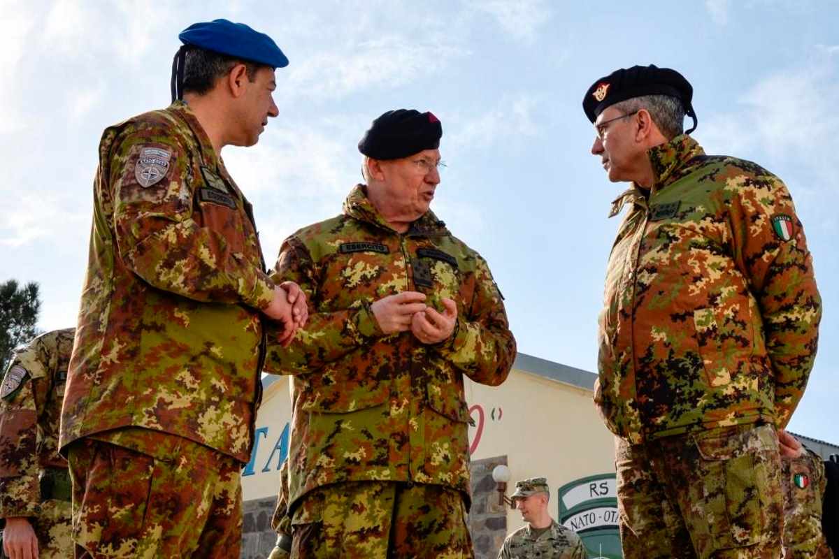 Afghanistan, il Generale Marchiò in visita ai militari del contingente italiano