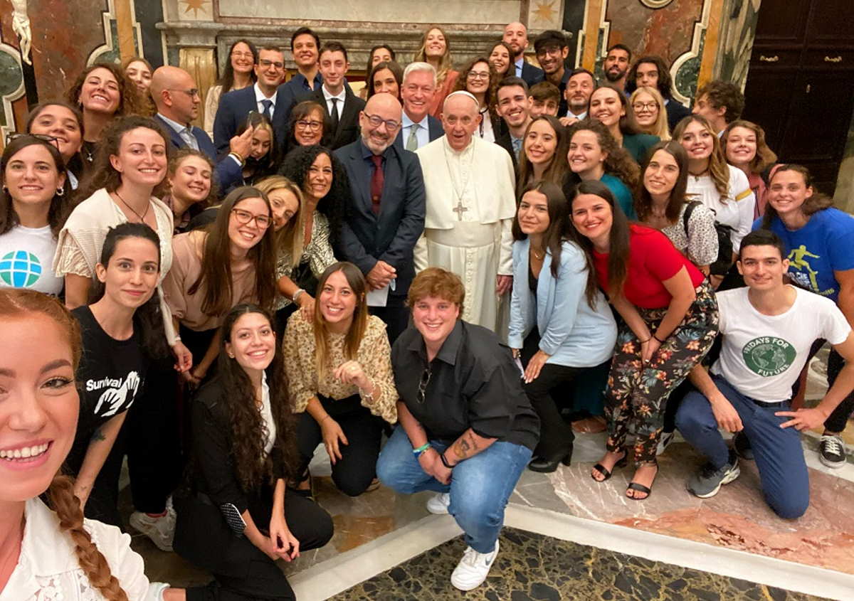 Papa Francesco ha incontrato una delegazione di 50 ragazzi dell'Earth Day