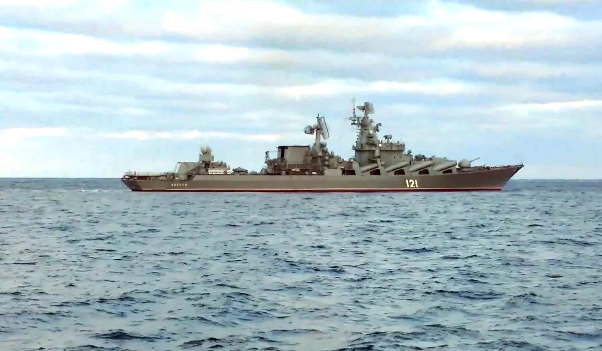 Gravemente danneggiata la nave ammiraglia della flotta russa del Mar Nero