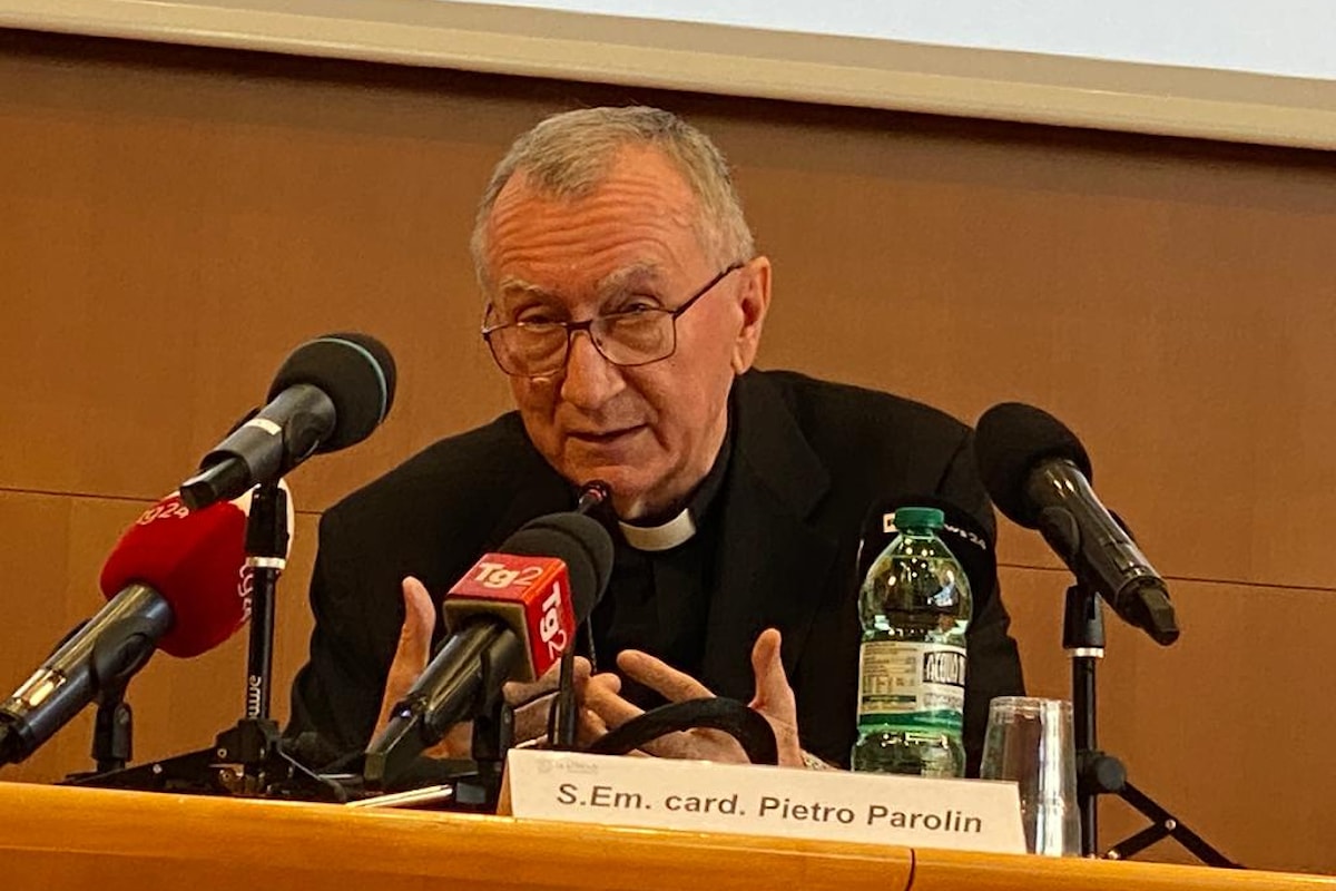 Presentazione del libro di Papa Francesco Contro la Guerra