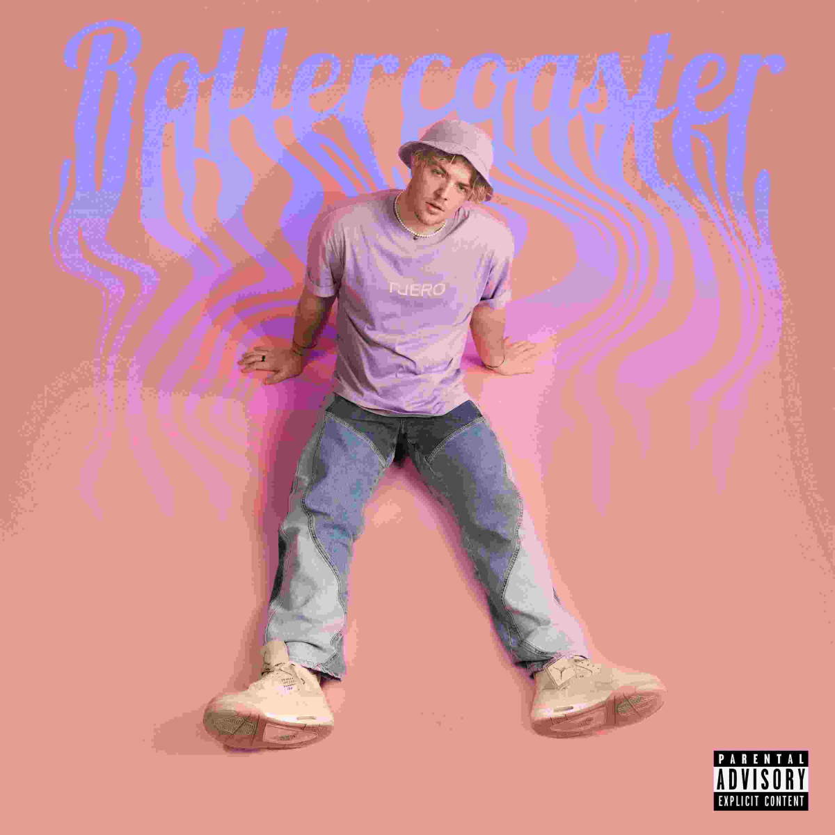 PJERO: Rollercoaster è il nuovo singolo del cantante e producer che racconta l'amore attraverso i 5 sensi.