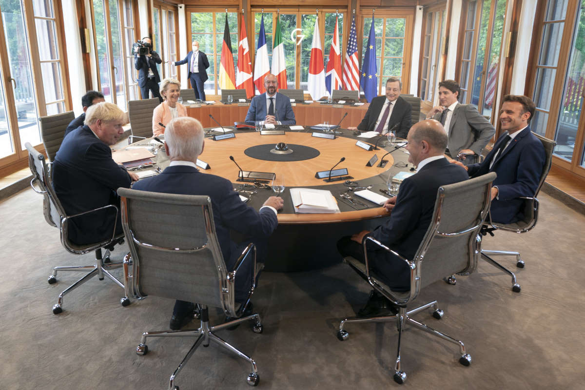 Ecco come è andata la prima giornata di lavori al G7 in Germania