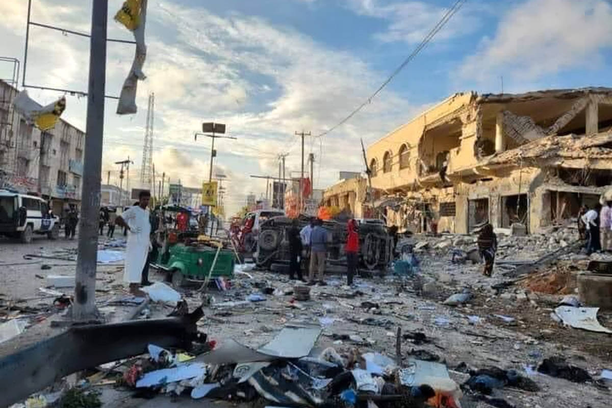 Somalia, almeno 100 le vittime di un attentato a Mogadiscio organizzato dagli islamisti di al-Shabaab