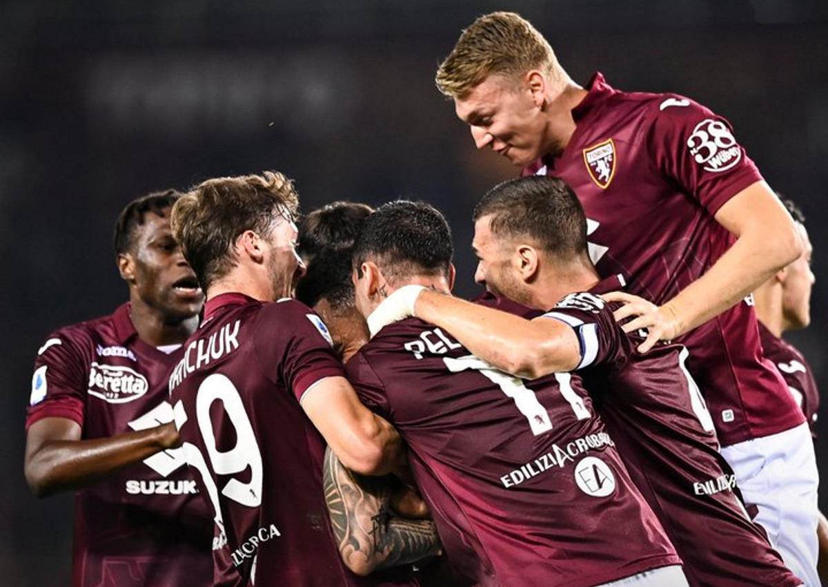 Serie A, il Torino batte il Milan 2-1. Diventano 6 i punti di distacco dalla capolista Napoli