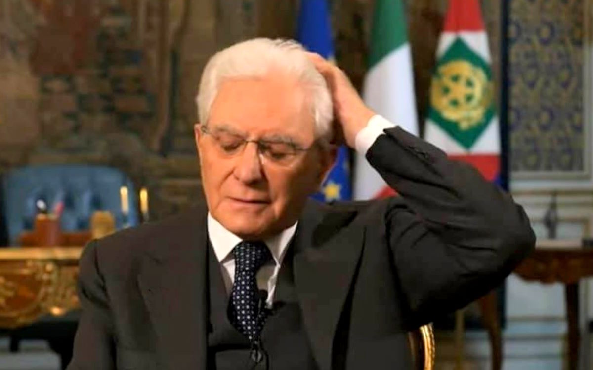 Mattarella si è dimenticato del via libera al decreto per la gestione dei flussi migratori