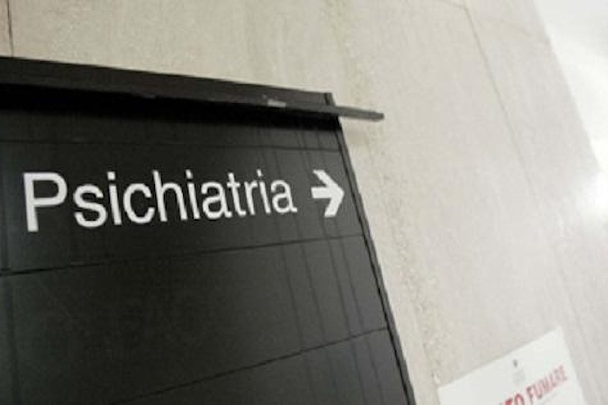 Lucca, al San Luca sovraffollato anche il reparto di psichiatria: Pazienti accampati nella sala soggiorno
