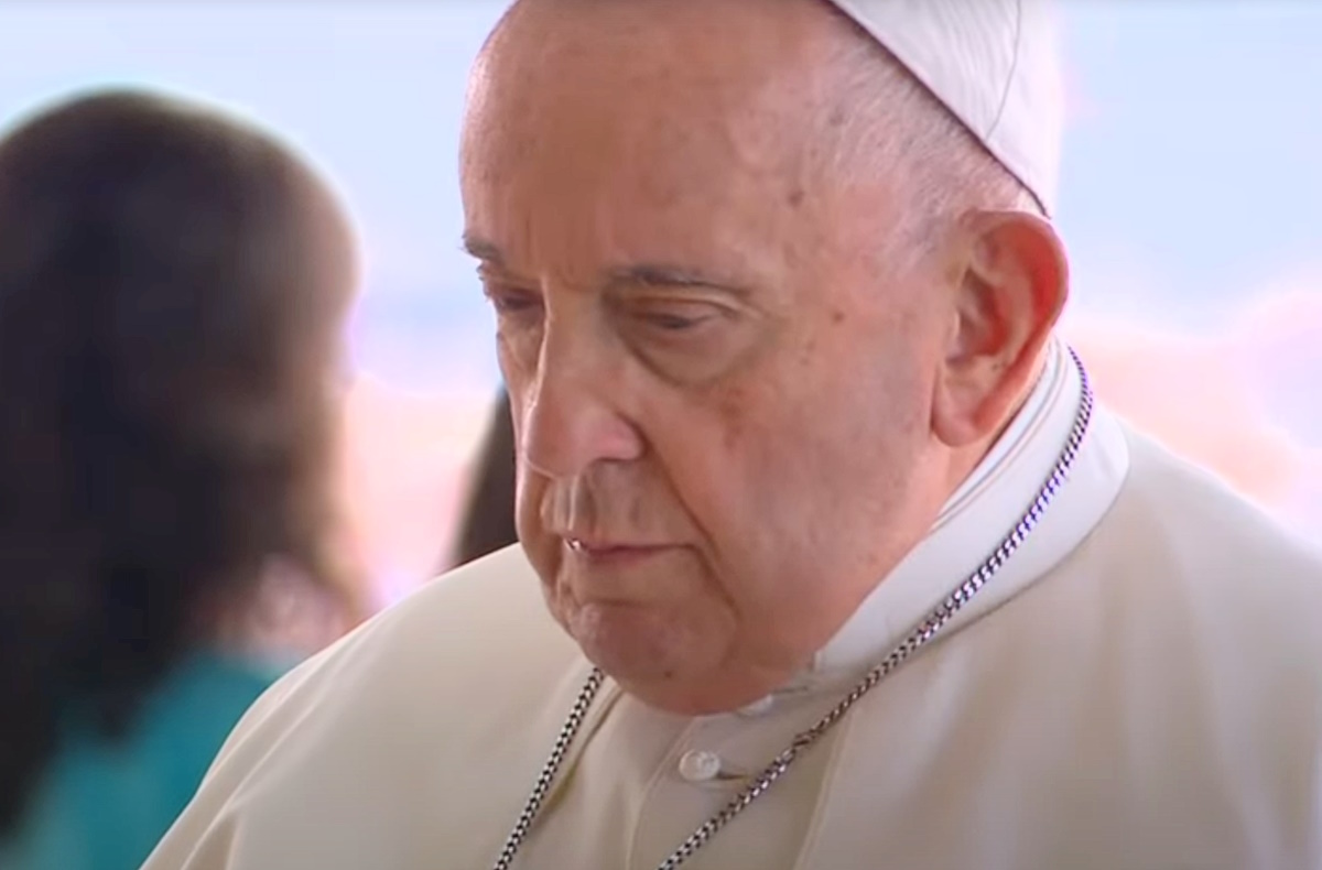 La supplica di papa Francesco a Fatima per ottenere la pace nel mondo