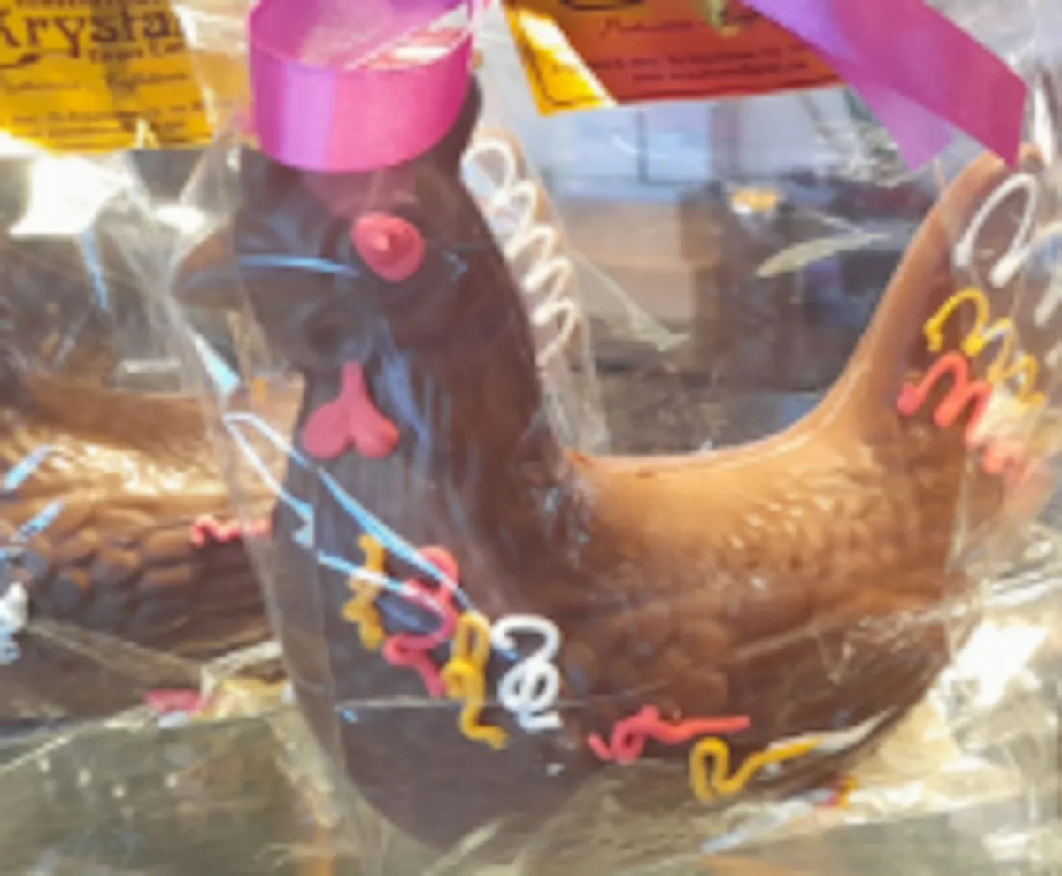 Colombe Krystall a colori per una Pasqua di qualità e serenità
