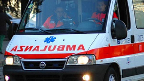 Nuoro: Impatto fatale in moto, vittima una donna di 54 anni
