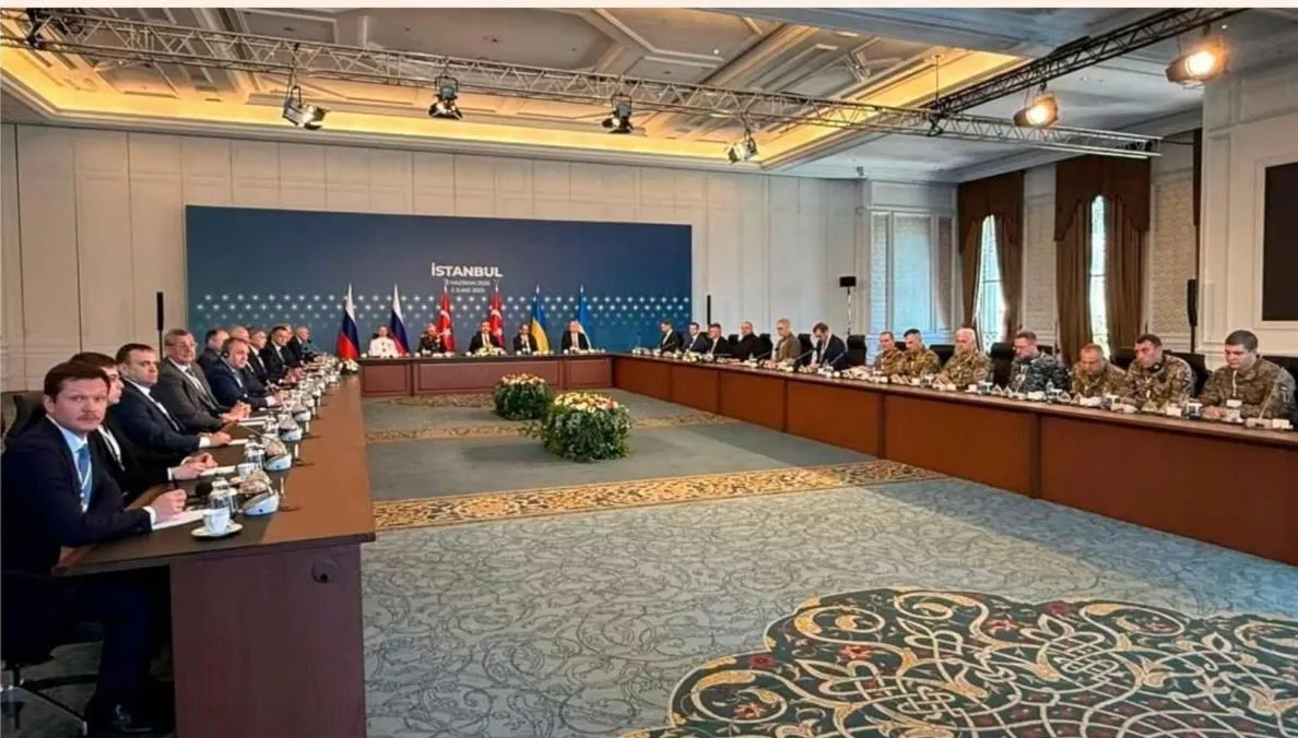 Istanbul: Colloqui di pace tra Russia e Ucraina nell’indifferenza