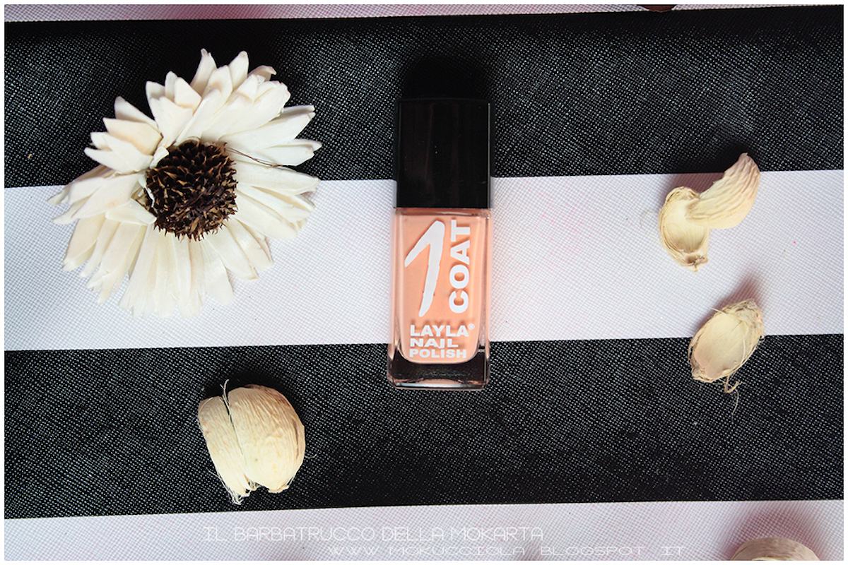 Unghie perfette in un solo gesto : 1Coat smalto per unghie firmato Layla