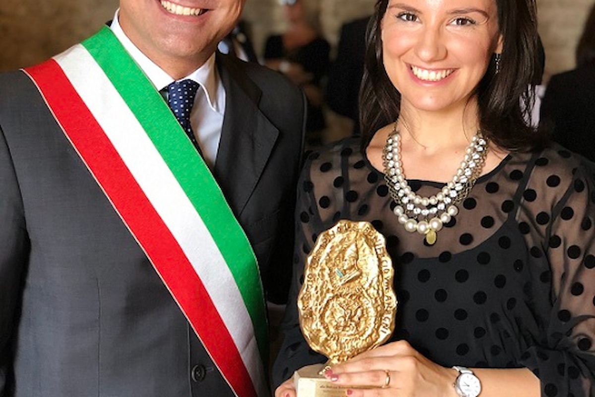Premio Nazionale Bonifacio VIII - Eleganza sobria firmata Eles Italia per la giovane scrittrice R.P. Giannotte