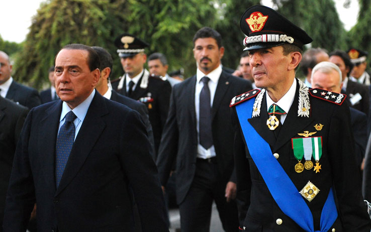 Berlusconi: Generale Gallitelli alla guida del governo di centrodestra