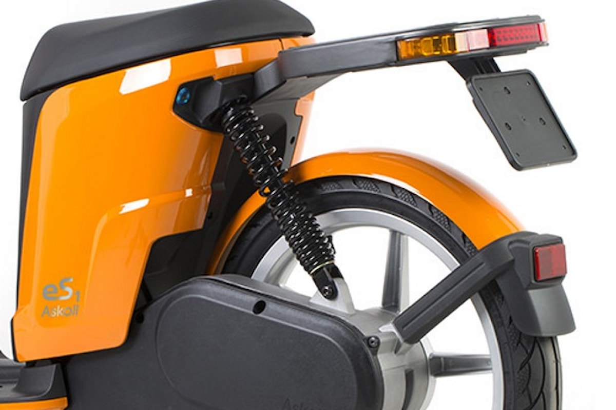 Disponibile lo scooter elettrico Askoll, stiloso e femminile